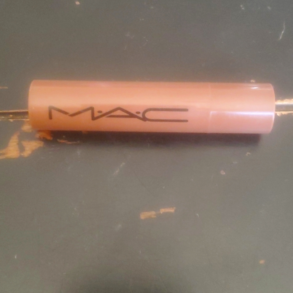 Mac lipgloss